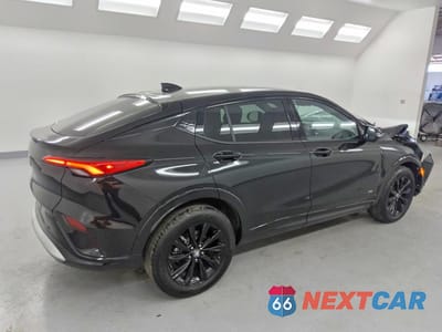 Trzecie zdjęcie samochodu z tyłu: 2025 BUICK ENVISTA SPORT TOURING VIN:KL47LBEPXSB204815 - miniatura