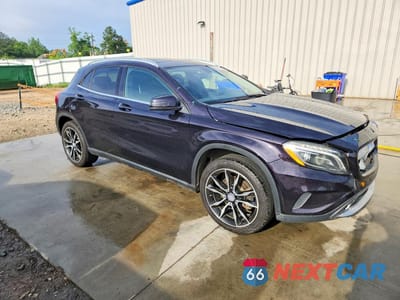 Czwarte zdjęcie samochodu z boku: 2015 MERCEDES-BENZ GLA 250 4MATIC VIN:WDCTG4GB6FJ032312 - miniatura