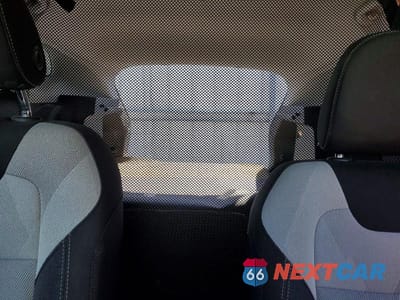 Zdjęcie 10 z 14 samochodu: 2025 CHEVROLET TRAX LS VIN:KL77LFEP6SC187869 - miniatura