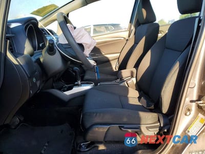 Zdjęcie 7 z 12 samochodu: 2019 HONDA FIT LX VIN:3HGGK5H44KM721887 - miniatura