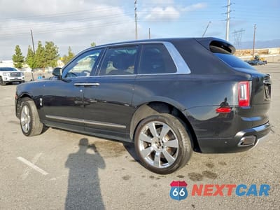 Drugie zdjęcie samochodu z przodu: 2020 ROLLS-ROYCE CULLINAN VIN:SLATV4C00LU200933 - miniatura