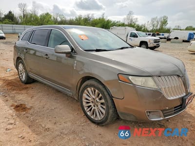 Czwarte zdjęcie samochodu z boku: 2012 LINCOLN MKT VIN:2LMHJ5AT8CBL55054 - miniatura