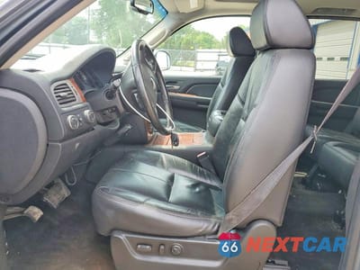 Zdjęcie 7 z 13 samochodu: 2008 CHEVROLET AVALANCHE K1500 VIN:3GNFK12358G139296 - miniatura