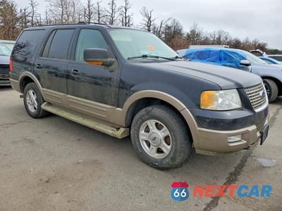 Czwarte zdjęcie samochodu z boku: 2004 FORD EXPEDITION EDDIE BAUER VIN:1FMFU18L24LB53398 - miniatura