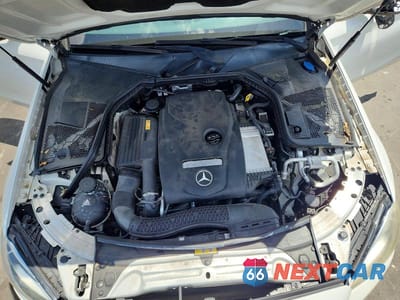 Zdjęcie 11 z 12 samochodu: 2017 MERCEDES-BENZ C 300 4MATIC VIN:55SWF4KB6HU192616 - miniatura