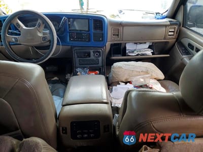 Zdjęcie 8 z 13 samochodu: 2005 GMC YUKON DENALI VIN:1GKEK63U05J243234 - miniatura