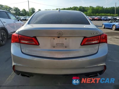 Zdjęcie 6 z 12 samochodu: 2019 ACURA TLX VIN:19UUB2F36KA008370 - miniatura