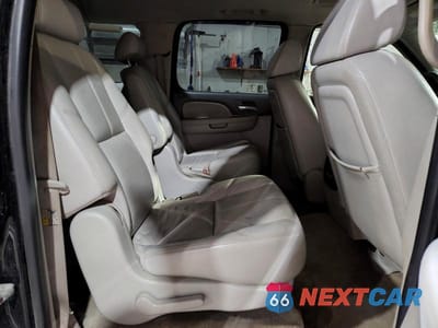 Zdjęcie 11 z 13 samochodu: 2007 CHEVROLET SUBURBAN K1500 VIN:3GNFK16337G111151 - miniatura
