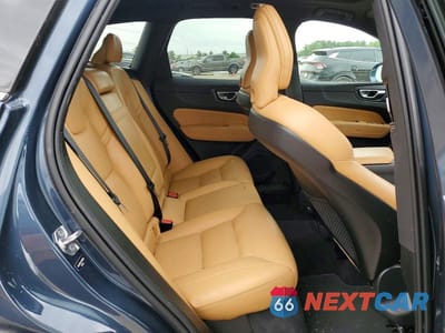 Zdjęcie 11 z 12 samochodu: 2020 VOLVO XC60 T5 INSCRIPTION VIN:YV4102RL8L1468308 - miniatura