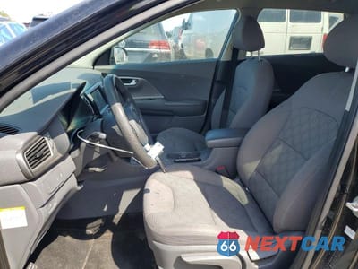 Zdjęcie 7 z 12 samochodu: 2019 KIA NIRO LX VIN:KNDCB3LC7K5245558 - miniatura