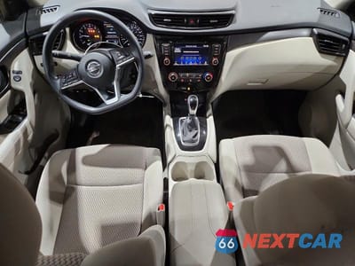 Zdjęcie 8 z 14 samochodu: 2023 NISSAN QASHQAI S VIN:JN1BJ1AW3PW111554 - miniatura