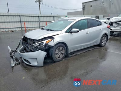 2017 KIA FORTE LX 3KPFK4A79HE096205 - główne zdjęcie licytacji z USA - miniatura