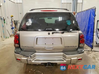 Zdjęcie 6 z 13 samochodu: 2002 CHEV TRAILBLAZER VIN:1GNDT13SX22350858 - miniatura