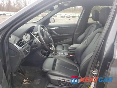 Zdjęcie 7 z 13 samochodu: 2020 BMW X1 XDRIVE28I VIN:WBXJG9C09L5R45796 - miniatura