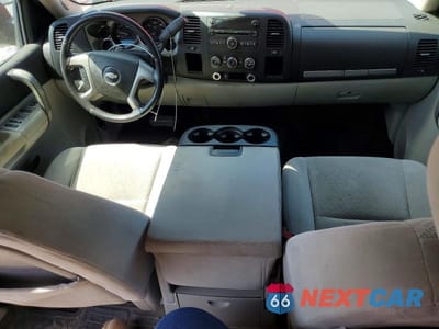 Zdjęcie 8 z 12 samochodu: 2007 CHEVROLET SILVERADO C1500 CREW CAB VIN:2GCEC13C371604617 - miniatura