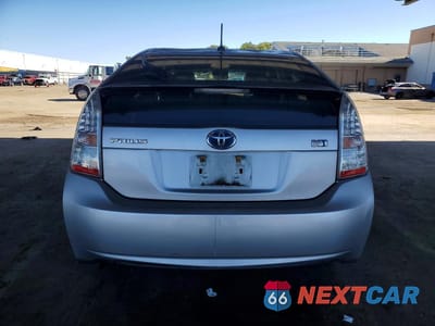 Zdjęcie 6 z 12 samochodu: 2011 TOYOTA PRIUS TWO VIN:JTDKN3DU4B1435948 - miniatura