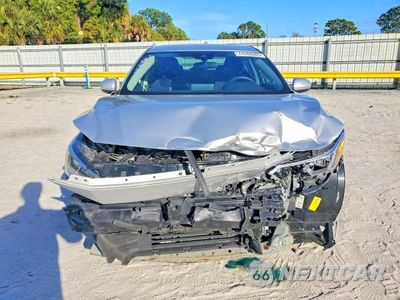 Piąte zdjęcie samochodu w środku: 2022 NISSAN SENTRA SV VIN:3N1AB8CV0NY286355 - miniatura
