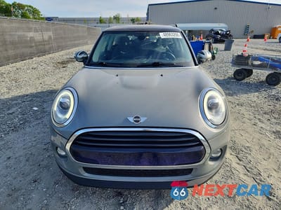 Piąte zdjęcie samochodu w środku: 2017 MINI COOPER VIN:WMWXP5C3XH3C64138 - miniatura