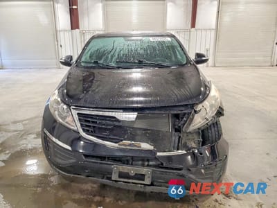 Piąte zdjęcie samochodu w środku: 2013 KIA SPORTAGE LX VIN:KNDPBCA27D7399190 - miniatura