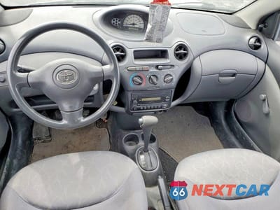 Zdjęcie 8 z 13 samochodu: 2003 TOYOTA ECHO BASE VIN:JTDBT123330297962 - miniatura