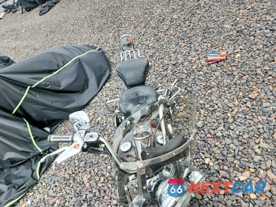 Piąte zdjęcie samochodu w środku: 2007 HARLEY DAVIDSON FLSTC VIN:1HD1BW5107Y091395 - miniatura
