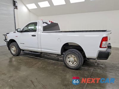 Drugie zdjęcie samochodu z przodu: 2022 RAM 2500 TRADESMAN VIN:3C6MR5AJ8NG308636 - miniatura