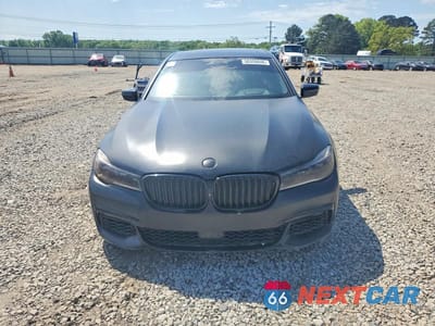 Piąte zdjęcie samochodu w środku: 2017 BMW 750 I VIN:WBA7F0C32HGM22242 - miniatura