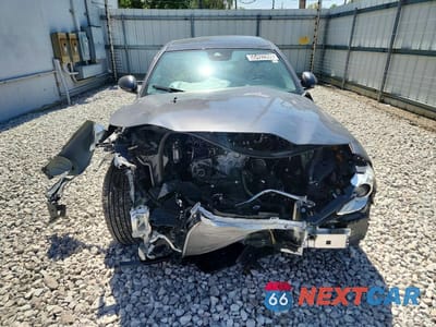 Piąte zdjęcie samochodu w środku: 2018 ALFA ROMEO GIULIA Q4 VIN:ZARFAEDNXJ7563985 - miniatura