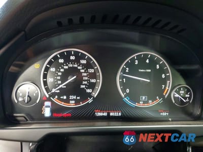 Zdjęcie 9 z 12 samochodu: 2014 BMW X5 XDRIVE50I VIN:5UXKR6C56E0J72709 - miniatura