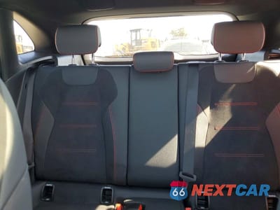 Zdjęcie 10 z 14 samochodu: 2025 MERCEDES-BENZ GLA 250 4MATIC VIN:W1N4N4HB8SJ695981 - miniatura