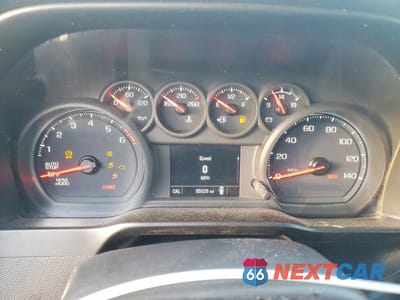 Zdjęcie 9 z 12 samochodu: 2021 CHEVROLET SILVERADO C1500 VIN:3GCNWAEK1MG309224 - miniatura