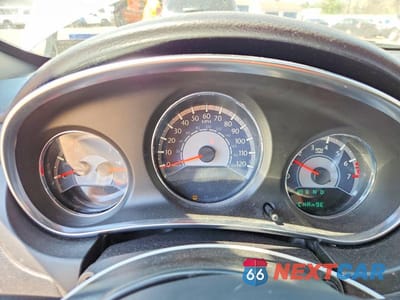 Zdjęcie 9 z 11 samochodu: 2014 CHRYSLER 200 LX VIN:1C3CCBAB6EN212271 - miniatura