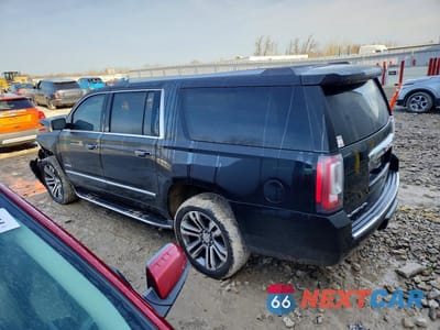 Drugie zdjęcie samochodu z przodu: 2017 GMC YUKON XL DENALI VIN:1GKS2HKJ8HR316510 - miniatura