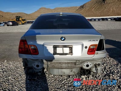 Zdjęcie 6 z 13 samochodu: 2004 BMW 330 I VIN:WBAEV534X4KM37496 - miniatura
