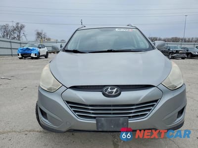 Piąte zdjęcie samochodu w środku: 2010 HYUNDAI TUCSON GLS VIN:KM8JU3AC3AU111067 - miniatura