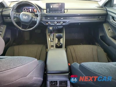 Zdjęcie 8 z 12 samochodu: 2025 HONDA ACCORD SE VIN:1HGCY1F46SA067173 - miniatura
