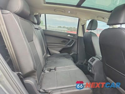 Zdjęcie 11 z 13 samochodu: 2018 VOLKSWAGEN TIGUAN SE VIN:3VV3B7AXXJM070374 - miniatura