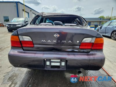 Zdjęcie 6 z 12 samochodu: 1995 NISSAN MAXIMA GXE VIN:JN1CA21D8ST068896 - miniatura
