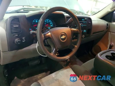 Zdjęcie 8 z 12 samochodu: 2008 CHEVROLET SILVERADO K1500 VIN:1GCEK14X08Z177720 - miniatura