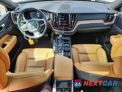 Zdjęcie 8 z 13 samochodu: 2021 VOLVO XC60 T6 INSCRIPTION VIN:YV4A22RL8M1864444 - miniatura