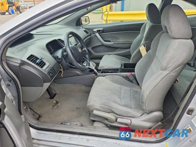 Zdjęcie 7 z 12 samochodu: 2008 HONDA CIVIC LX VIN:2HGFG12678H561432 - miniatura