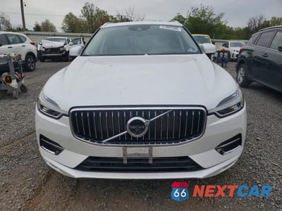 Piąte zdjęcie samochodu w środku: 2018 VOLVO XC60 T6 INSCRIPTION VIN:YV4A22RL5J1021037 - miniatura
