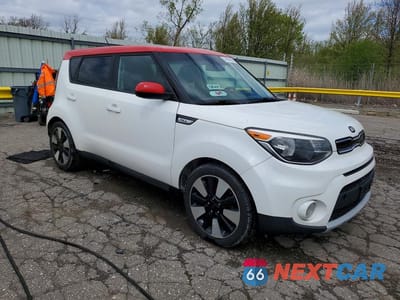 Czwarte zdjęcie samochodu z boku: 2019 KIA SOUL + VIN:KNDJP3A53K7666713 - miniatura