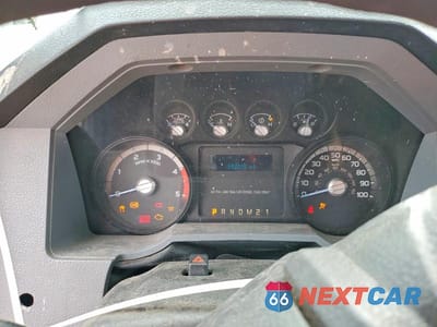 Zdjęcie 9 z 13 samochodu: 2012 FORD F550 SUPER DUTY VIN:1FDUF5GT6CEA07731 - miniatura