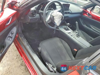 Zdjęcie 8 z 13 samochodu: 2022 MAZDA MX-5 MIATA CLUB VIN:JM1NDAC77N0505582 - miniatura