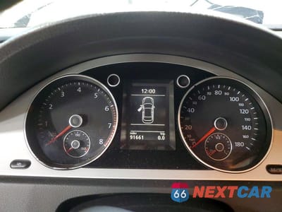 Zdjęcie 9 z 12 samochodu: 2011 VOLKSWAGEN CC SPORT VIN:WVWMN7AN3BE716435 - miniatura