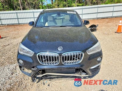 Piąte zdjęcie samochodu w środku: 2016 BMW X1 XDRIVE28I VIN:WBXHT3C32GP882133 - miniatura