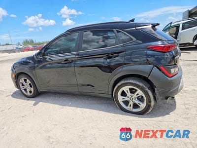 Drugie zdjęcie samochodu z przodu: 2022 HYUNDAI KONA SEL VIN:KM8K32ABXNU840388 - miniatura