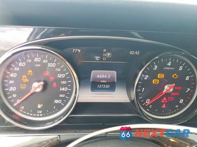 Zdjęcie 9 z 11 samochodu: 2018 MERCEDES-BENZ E 300 VIN:WDDZF4JB9JA375738 - miniatura