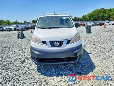 Piąte zdjęcie samochodu w środku: 2015 NISSAN NV200 S VIN:3N6CM0KN2FK728864 - miniatura